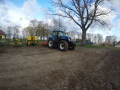 New Holland t7050