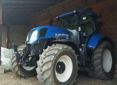 New Holland T7.200