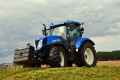 New Holland T7.210