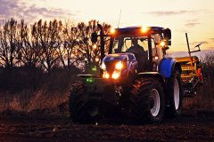 New Holland T7.210