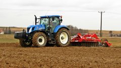 New Holland T7.220 & Grano System Shark 5.0