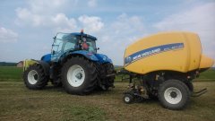 New Holland T7.260 & Roll-Belt 150