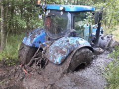 New Holland T7.270 & kverneland  mulczer