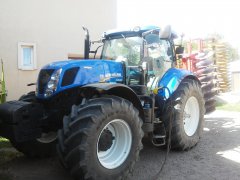 New Holland T7.270