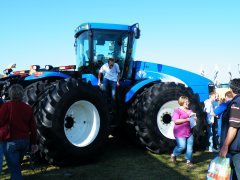New Holland t9060
