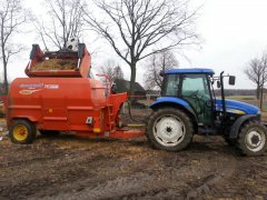 New Holland TD5020 & Paszowóz Seko