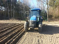 New Holland TD5020