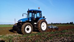 New Holland TD80D