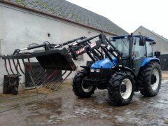 New Holland TL 100