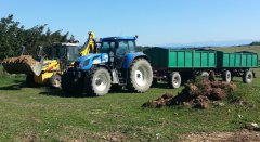 New Holland TVT195 & New Holland B100C