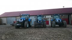 New Hollandy: od lewej T7 170, T5040, TL100A