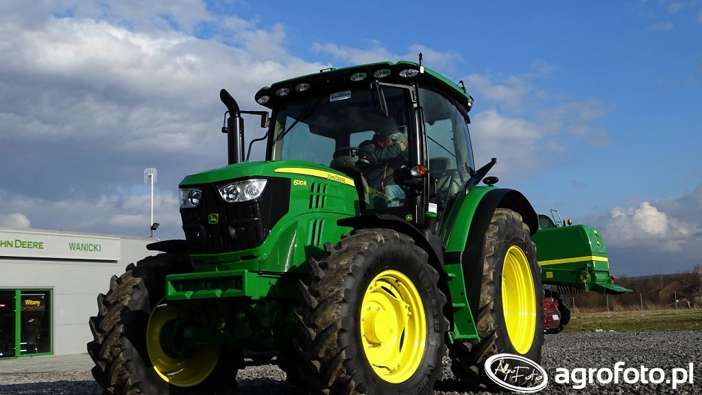 Foto ciagnik John Deere 6120R #641428 - Galeria rolnicza ...