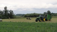 John Deere 6100mc