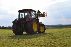 John Deere 6105R