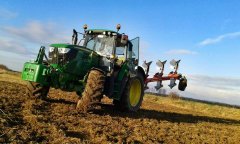 John Deere 6115M + Kverneland 150S 3+1