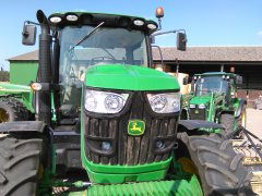 John Deere 6140R & John Deere 5115M