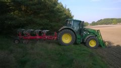 John Deere 6150M & Agrolux