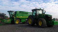 John Deere 7290R & W650