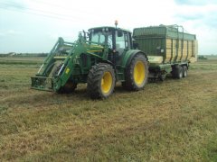 John Deere 6330P+Krone Titan42'Gd