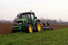 John Deere 6630&Overum CX