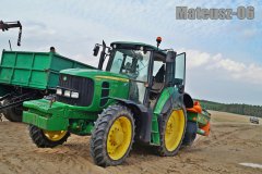 John Deere 6930