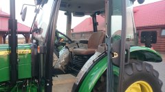 John Deere 5065E