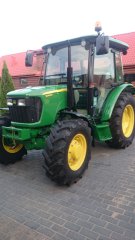 John Deere 5065E