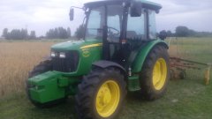 John deere 5075 E