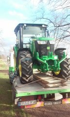 John Deere 5075m