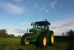 John Deere 5080M