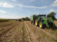 John Deere 5080R & Warfama T-670