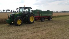 John Deere 5085M + Pronar T672