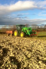 John Deere 5085M