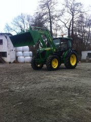 John Deere 5085M