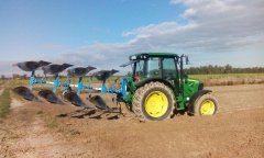 John Deere 5090R i Lemken opal 90