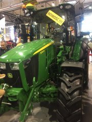 John Deere 5090R