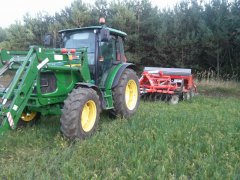 John Deere 5100M&grano-system 3.0 & Kongskilde Ecoline300