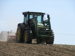 John Deere 5100R + Unia Ares XL