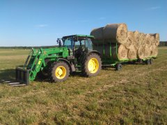 John Deere 5M & Laweta