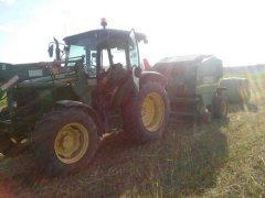 John Deere 5M&John Deere 623