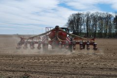 John Deere 8345R + Horsch Maestro