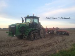 John Deere 8360RT & Vaderstad Cultus 500