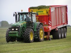 John Deere 8530 & Pottinger Jumbo