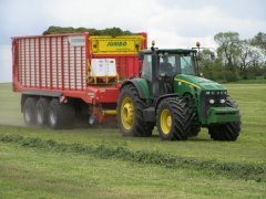 John Deere 8530 & Pottinger Jumbo