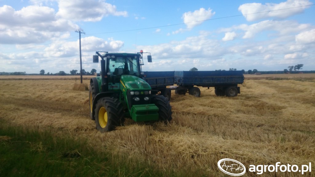 Zdjęcie traktor John deere 7830 id:590425 - Galeria rolnicza agrofoto