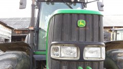 John Deere 6820