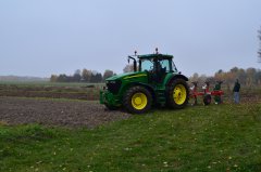 John Deere 7820