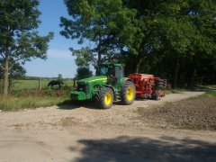 John Deere 8320 & Horsch Pronto