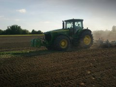 John Deere 8320 & Agregat Uprawowy Mandam