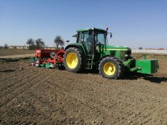 John Deere 6510 i zestaw uprawne siewny agromasz